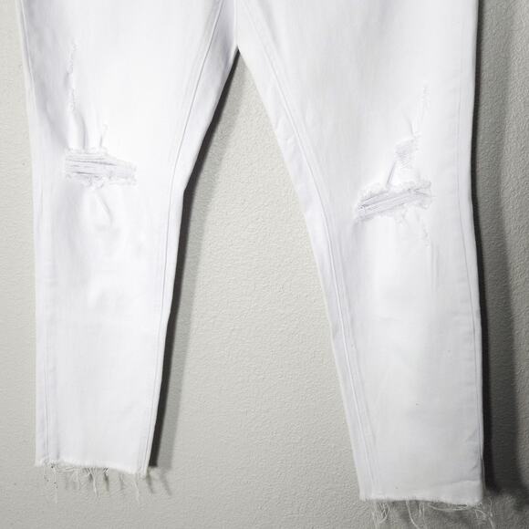 Vervet Women’s Jeans Clean Girl Minimalist White Distressed Crop Raw Hem Size 32 - Picture 6 of 10